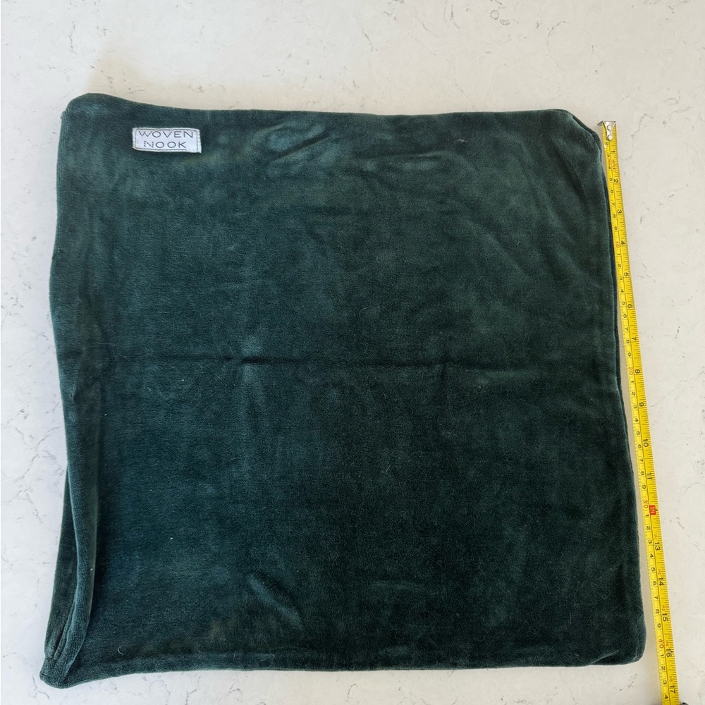 Woven nook pillow case